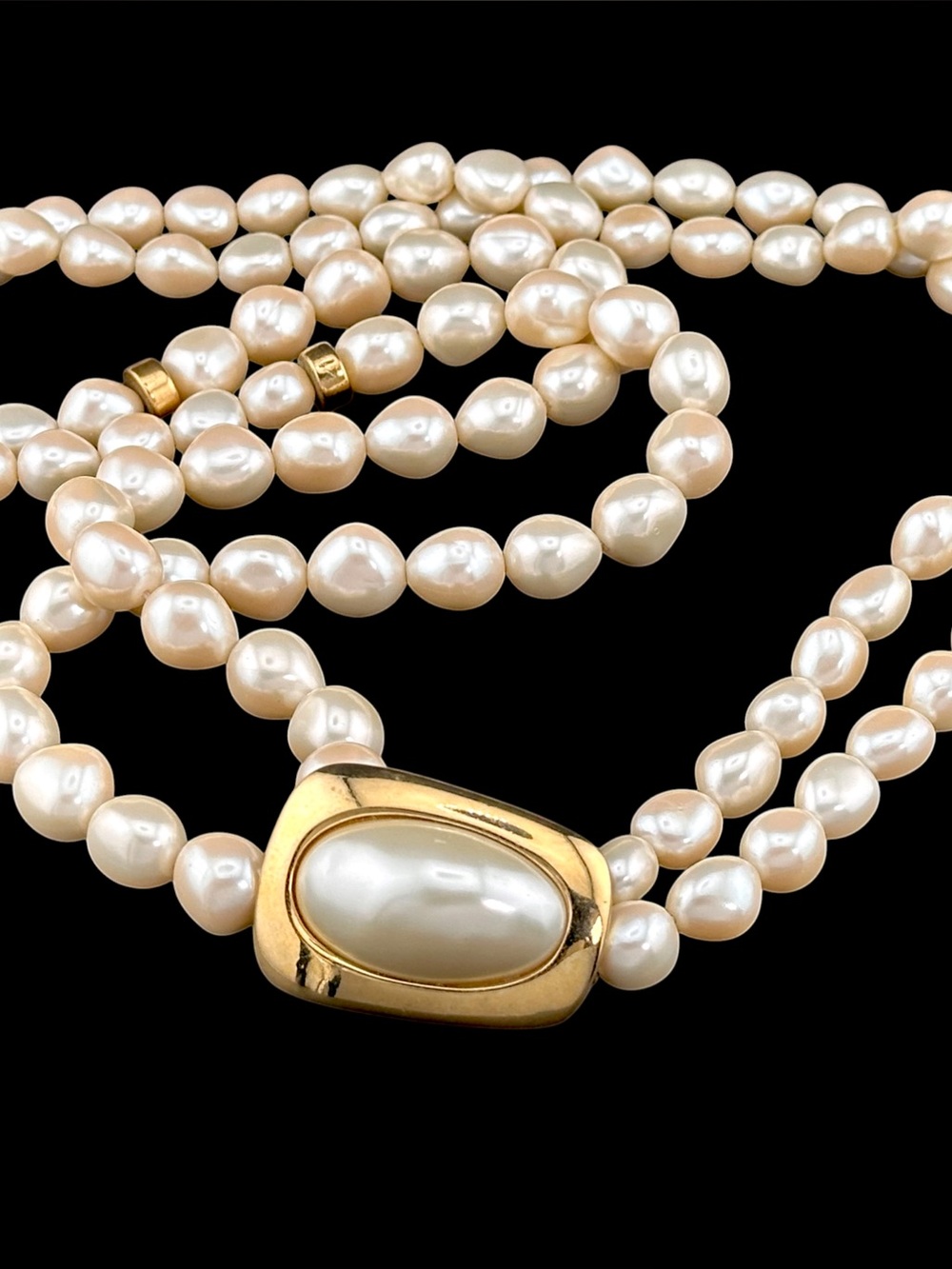 Vintage Trifari Kunio Matsumoto Pearl Statement Necklace Signed 30”